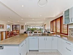 North Lakes