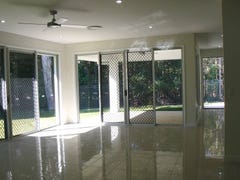 Pelican Waters