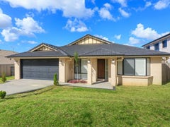 4 Hernandia Place, MacKenzie, Qld 4156