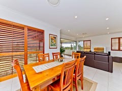 North Lakes
