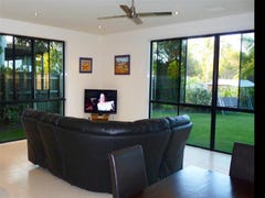 Pelican Waters