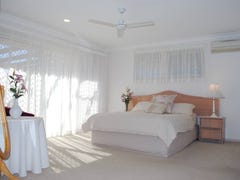 Pelican Waters