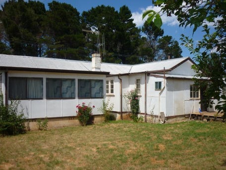 5 Baker Street, Adaminaby, NSW 2629