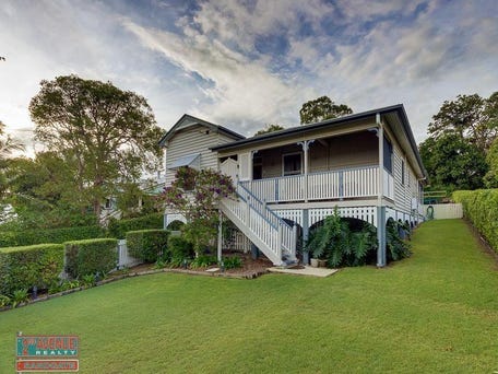 43 Hoskins Street, Sandgate, Qld 4017
