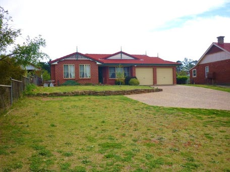 7 Bent Street, Cooma, NSW 2630