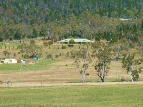 48 Scotts Road, Cooma, NSW 2630
