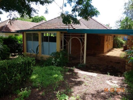 9 Allamanda Street, Fairfield, Qld 4103