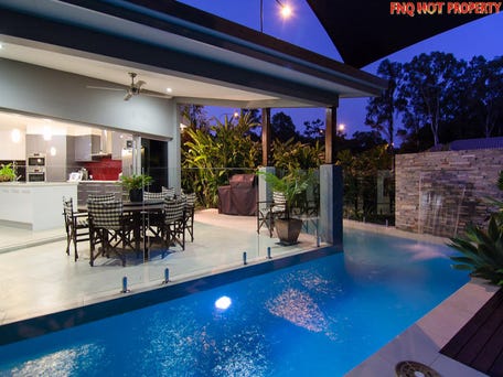 1 Lillian Road, Palm Cove, Qld 4879