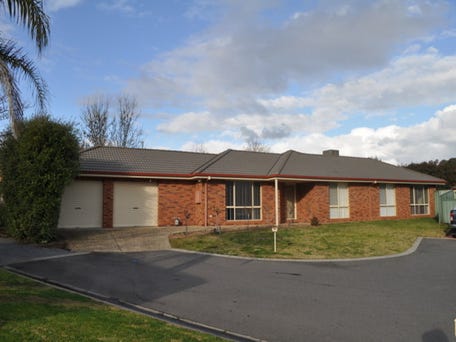 42 Meyer Place, Thurgoona, NSW 2640
