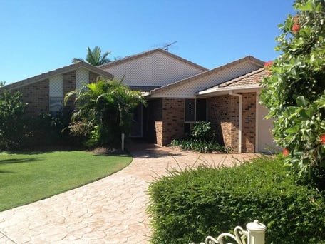 8 Pamphlet Place, Pelican Waters, Qld 4551