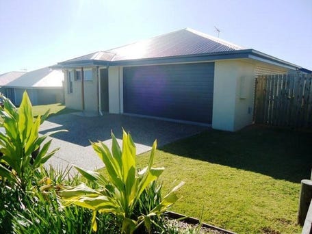 15 Hawkins Street, Bucasia, Qld 4750