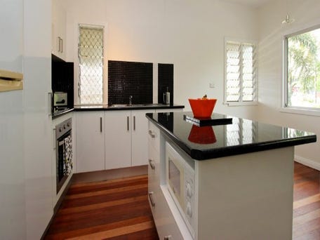 339-343 Mcleod Street, Cairns North, Qld 4870