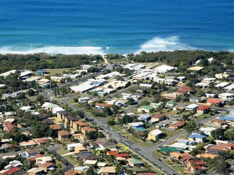 18 Coonowrin Street, Battery Hill, Qld 4551