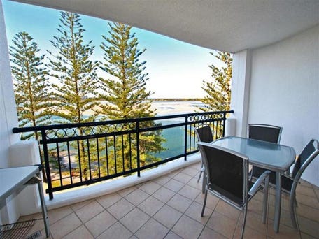 602/ 75 The Esplanade, Golden Beach, Qld 4551