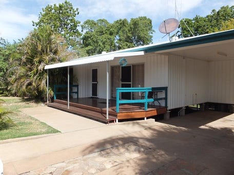60 Brett Ave, Mount Isa, Qld 4825