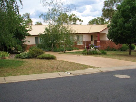 4 Moorong Place, Cooma, NSW 2630
