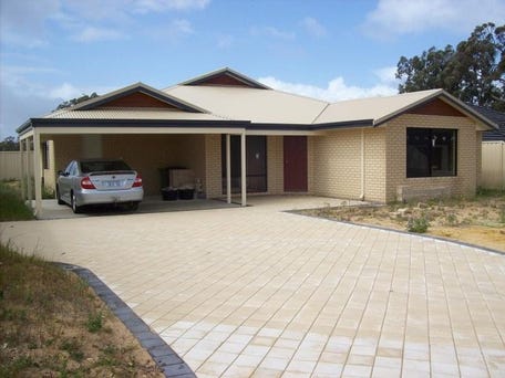 10 Myalla Pass, Lakelands, WA 6210