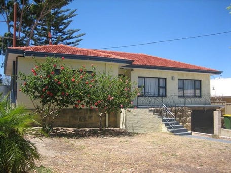 94 Redwood Crescent, Melville, WA 6156