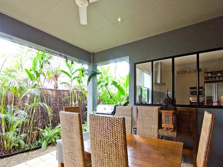 8 Seclusion Drive Palm Cove, Palm Cove, Qld 4879