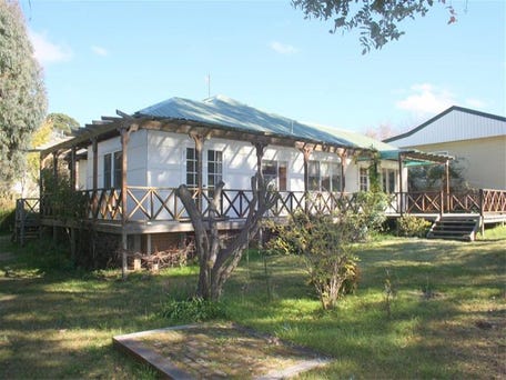33 MASSIE STREET, Cooma, NSW 2630