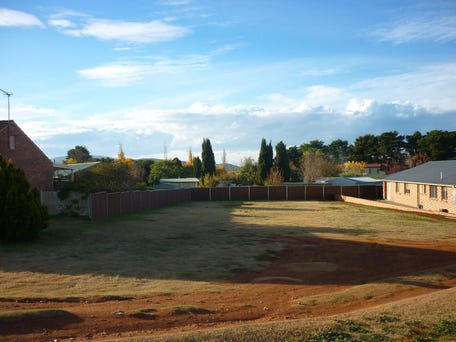 11 Nioka Place, Cooma, NSW 2630