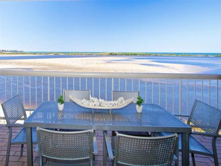 48/ 49 Landsborough Parade, Golden Beach, Qld 4551