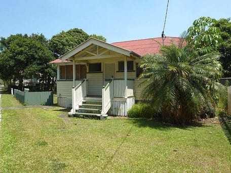 34 Cliff Street, Sandgate, Qld 4017