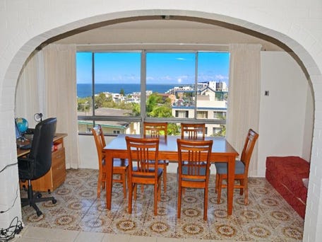 1/8 Queen Street, Kings Beach, Qld 4551
