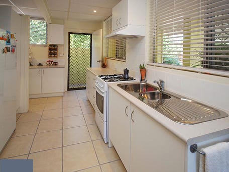 52A Loudon Street, Sandgate, Qld 4017