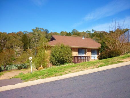 25 Kiah Avenue, Cooma, NSW 2630