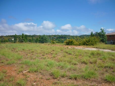 11 East Camp Drive, Cooma, NSW 2630