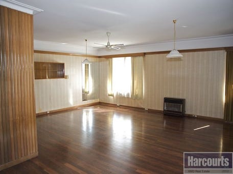 1 Hillary Street, Willagee, WA 6156