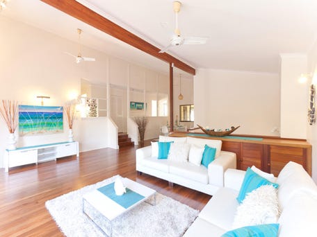 110 Golden Beach Esplanade, Golden Beach, Qld 4551