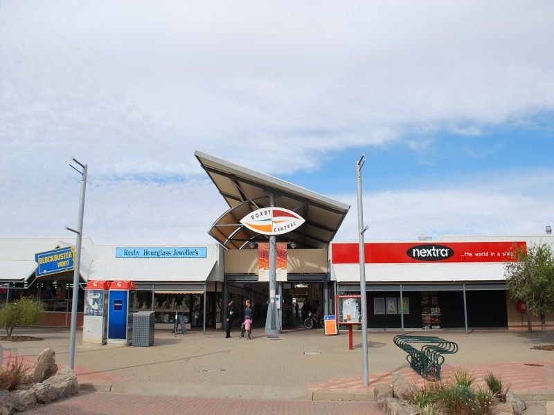 Roxby Central Shopping Centre, 10 Richardson Place, Roxby Downs, SA
