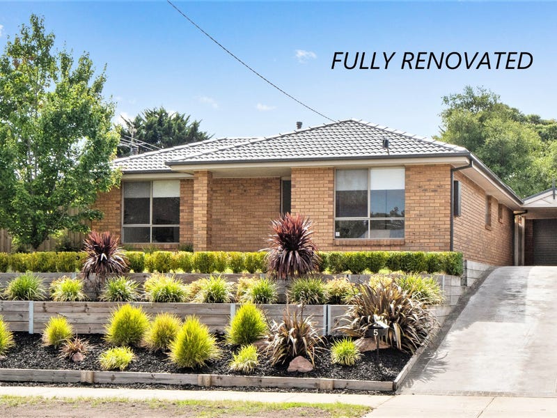 5 Clarendon Drive, Somerville - Image 1
