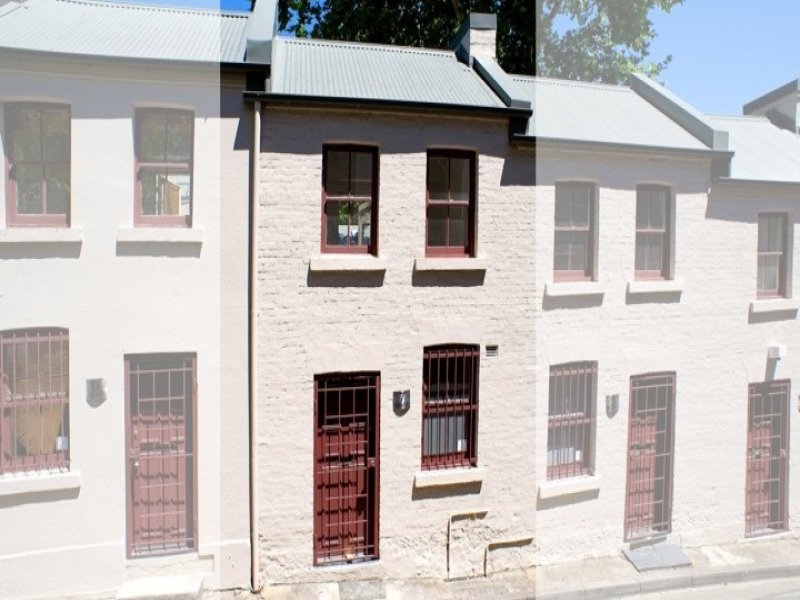 7 Langley Street