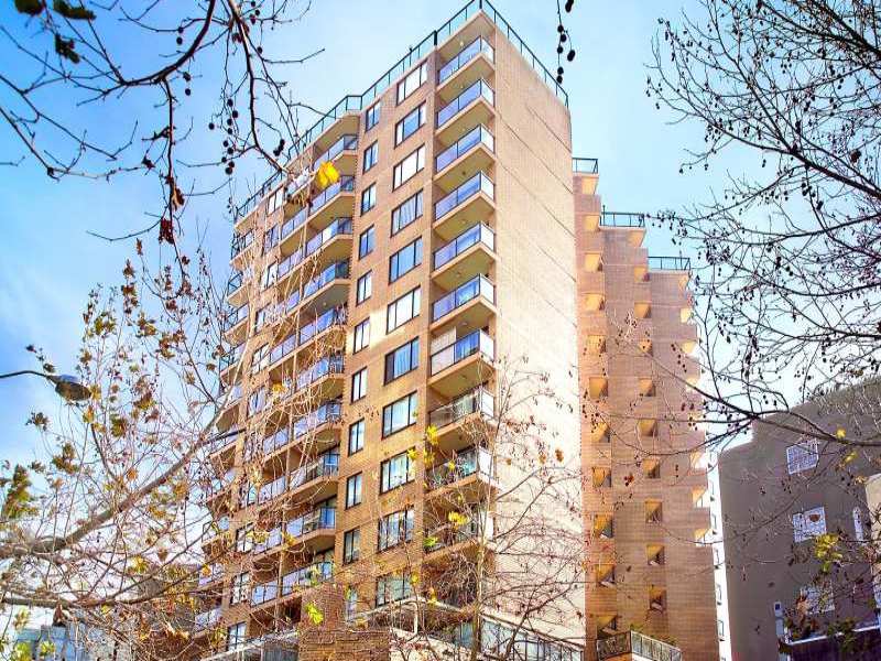 220 Goulburn Street
