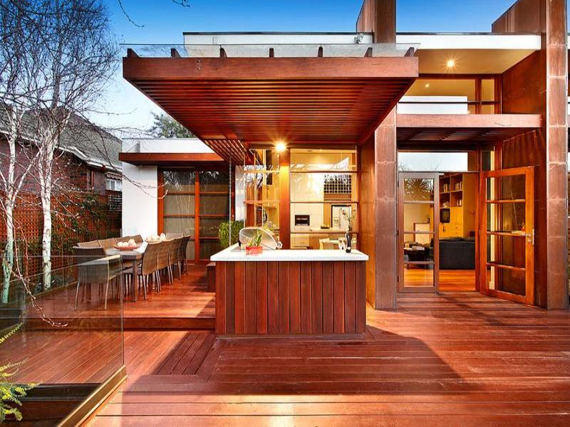 Outdoor living design with glass balustrade from a real Australian home