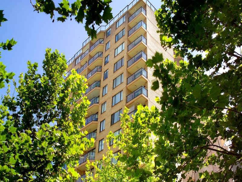 220 Goulburn Street