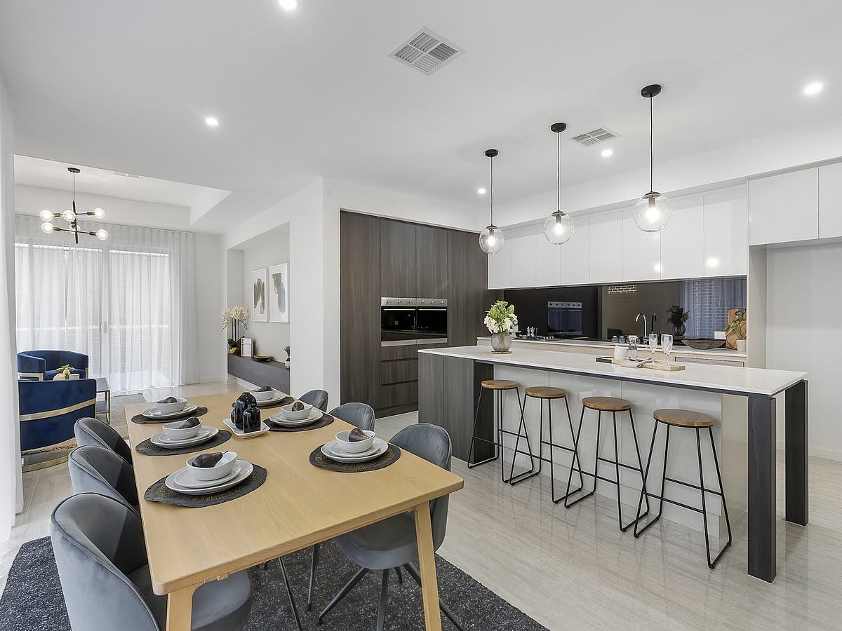 Metro Homes 6 Display Homes