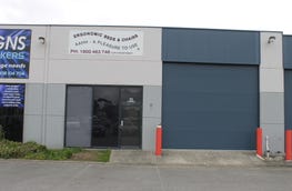 11/18 Racecourse Road Pakenham Vic 3810