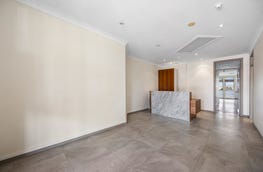 4/56-58 Santa Cruz Boulevard Clear Island Waters Qld 4226