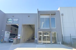 2/18 Remount Way Cranbourne West Vic 3977