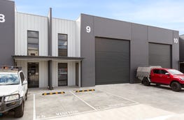 Unit 9, 6-8 Kadak Place Breakwater Vic 3219