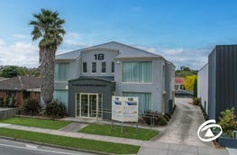 18 Main Street Pakenham Vic 3810