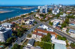 8 Brighton Street Biggera Waters Qld 4216