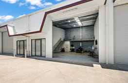 Unit 2, 17 Riverside Drive Mayfield West NSW 2304