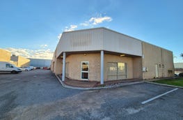 1/11 Oxleigh Drive Malaga WA 6090