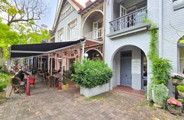 2/131 Blues Point Road McMahons Point NSW 2060