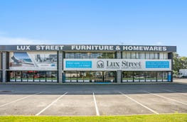8 & 9/117 Ashmore Road Bundall Qld 4217